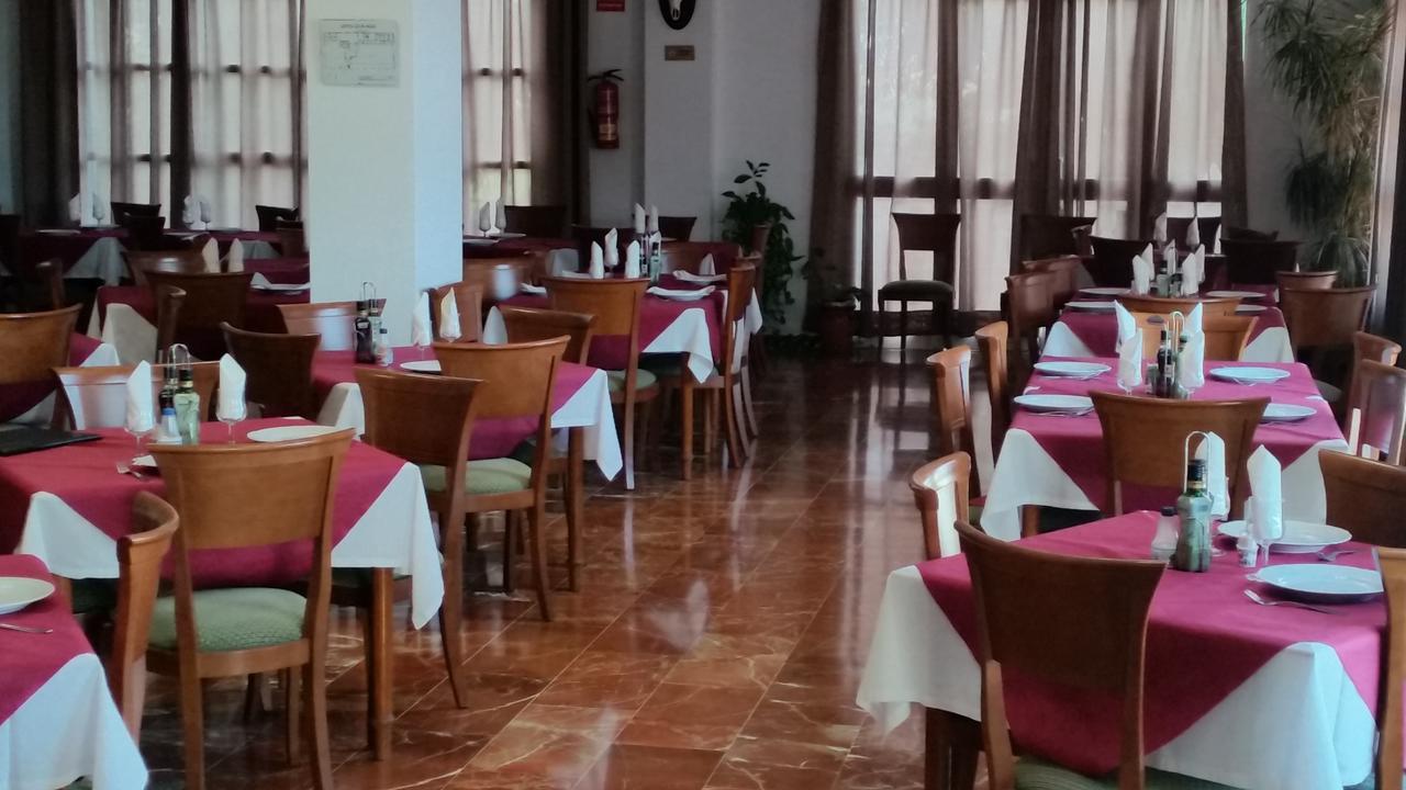 Hotel Restaurante Los Molinos Ecija Exterior photo